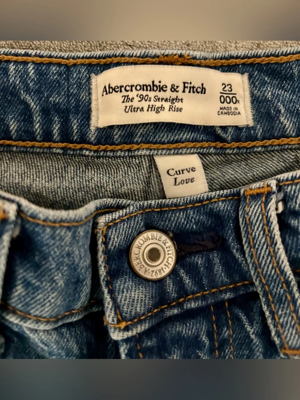 Abercrombie & Fitch 90’s straight